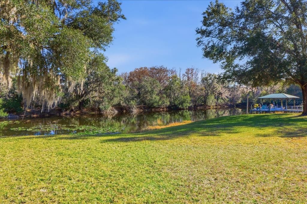 En Venta: $525,000 (3 camas, 2 baños, 1800 Pies cuadrados)
