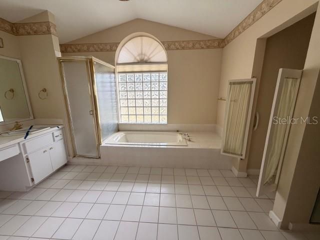 Activo con contrato: $199,000 (3 camas, 2 baños, 1740 Pies cuadrados)
