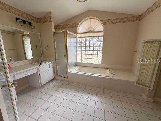 Activo con contrato: $199,000 (3 camas, 2 baños, 1740 Pies cuadrados)