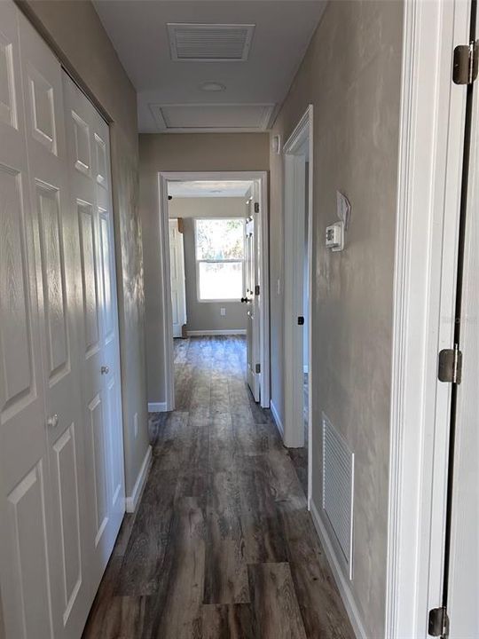 For Sale: $284,900 (3 beds, 2 baths, 1208 Square Feet)