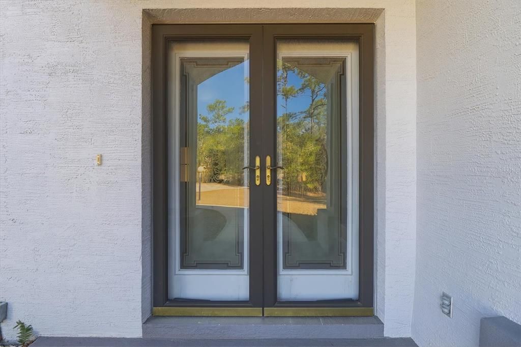Activo con contrato: $319,900 (3 camas, 2 baños, 1748 Pies cuadrados)