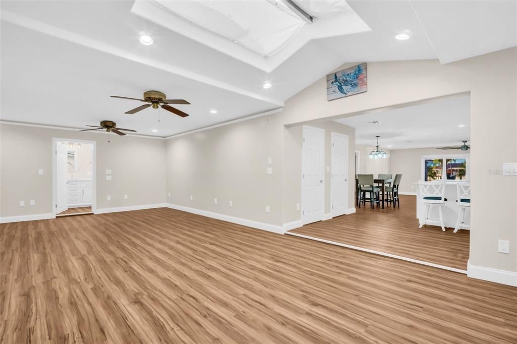 Active With Contract: $699,000 (3 beds, 2 baths, 2491 Square Feet)