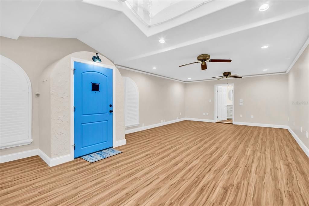 Active With Contract: $699,000 (3 beds, 2 baths, 2491 Square Feet)