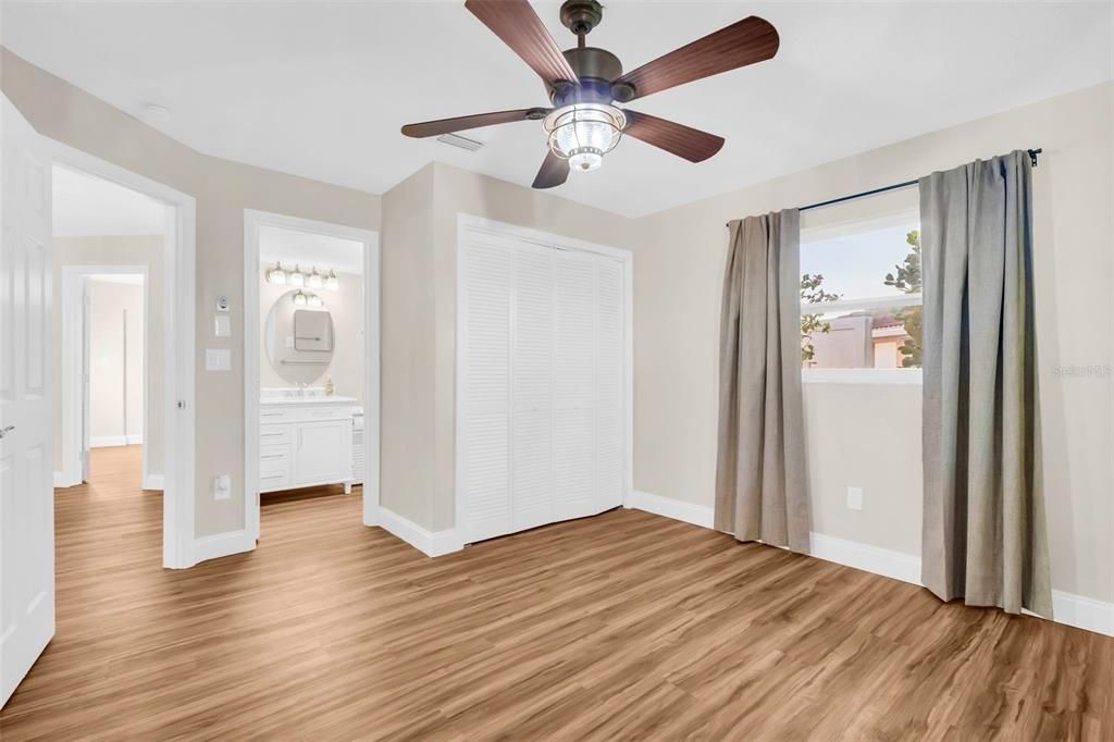 Active With Contract: $699,000 (3 beds, 2 baths, 2491 Square Feet)