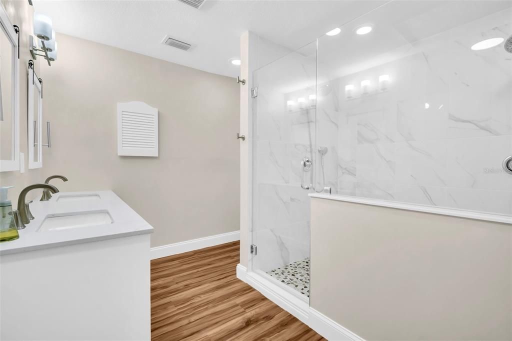 Active With Contract: $699,000 (3 beds, 2 baths, 2491 Square Feet)