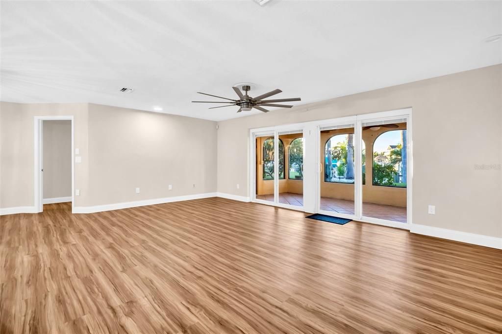 Active With Contract: $699,000 (3 beds, 2 baths, 2491 Square Feet)