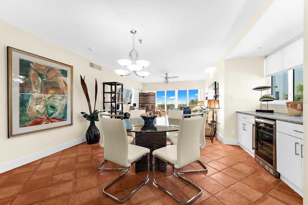 For Sale: $1,999,999 (2 beds, 2 baths, 1168 Square Feet)