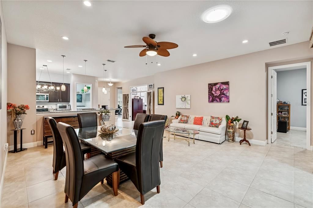 Active With Contract: $549,900 (3 beds, 3 baths, 2352 Square Feet)