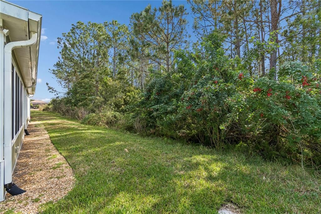 Active With Contract: $549,900 (3 beds, 3 baths, 2352 Square Feet)