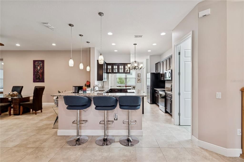 Active With Contract: $549,900 (3 beds, 3 baths, 2352 Square Feet)