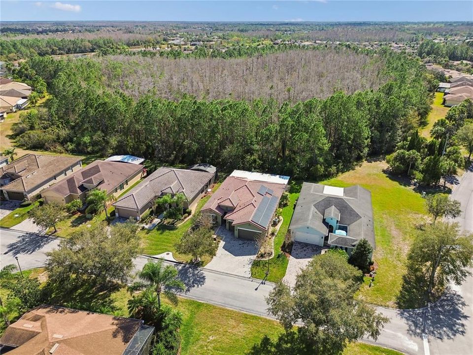 Active With Contract: $549,900 (3 beds, 3 baths, 2352 Square Feet)