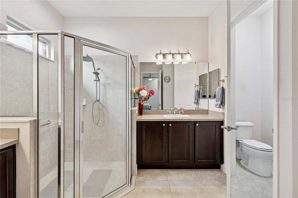 Active With Contract: $549,900 (3 beds, 3 baths, 2352 Square Feet)