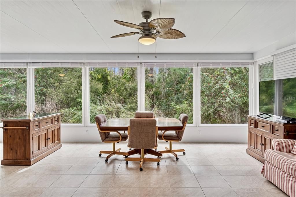 Active With Contract: $549,900 (3 beds, 3 baths, 2352 Square Feet)