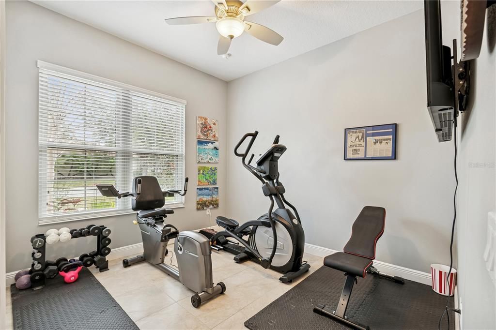 Active With Contract: $549,900 (3 beds, 3 baths, 2352 Square Feet)
