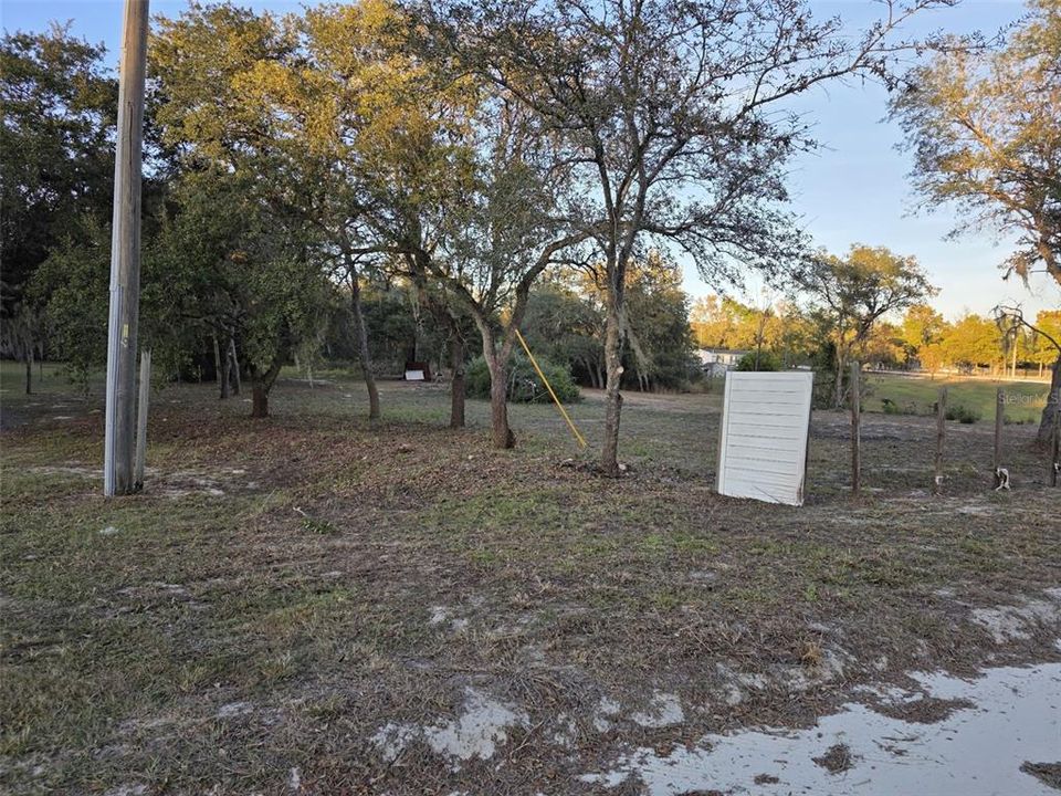 待售: $62,800 (1.01 acres)