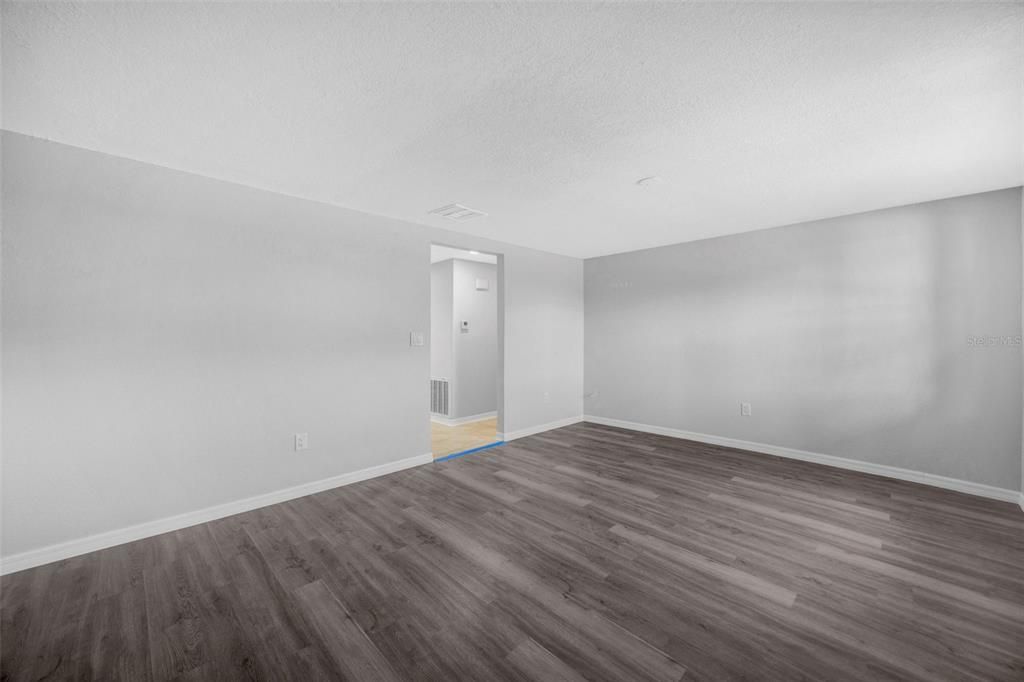 For Sale: $450,000 (4 beds, 0 baths, 2002 Square Feet)