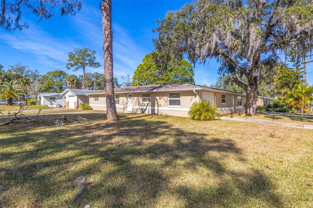 For Sale: $450,000 (4 beds, 0 baths, 2002 Square Feet)