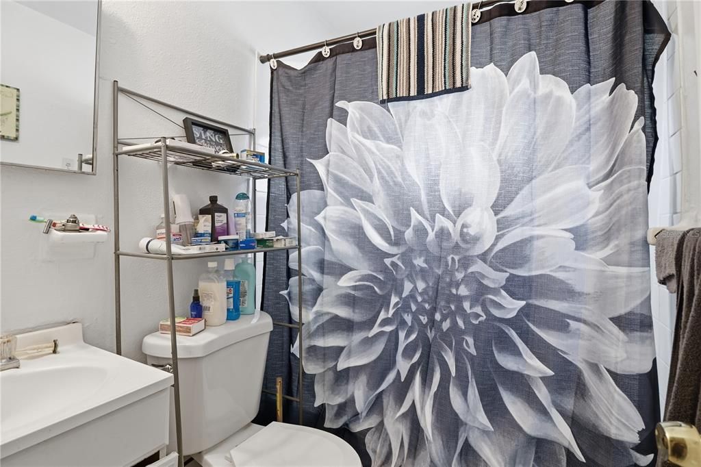 For Sale: $329,900 (4 beds, 0 baths, 1248 Square Feet)