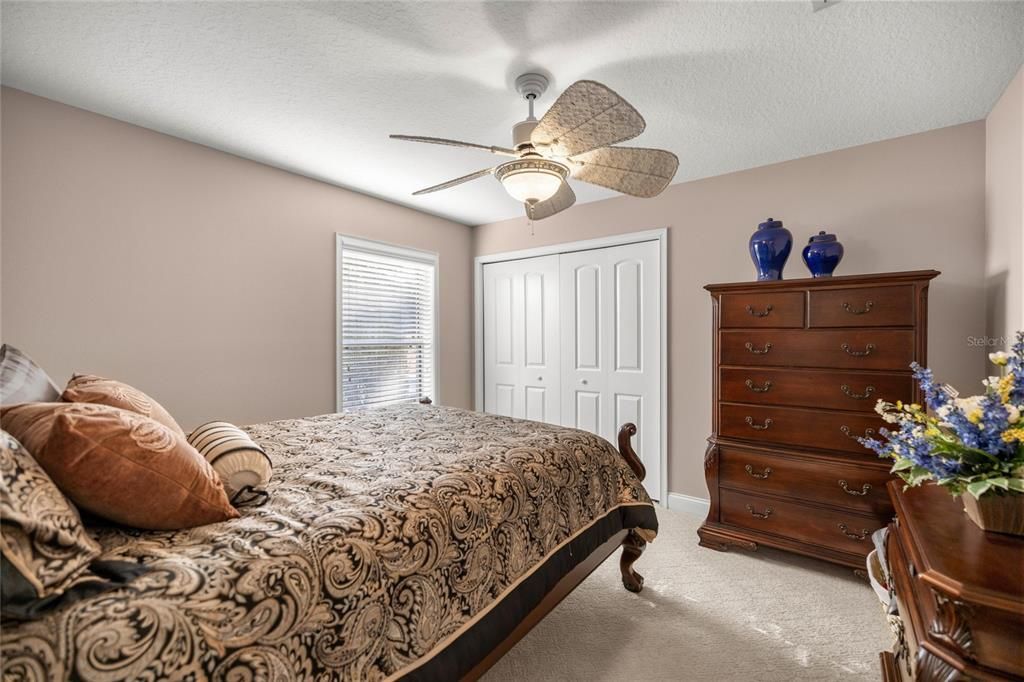 На продажу: $775,000 (3 спален, 2 ванн, 2401 Квадратных фут)