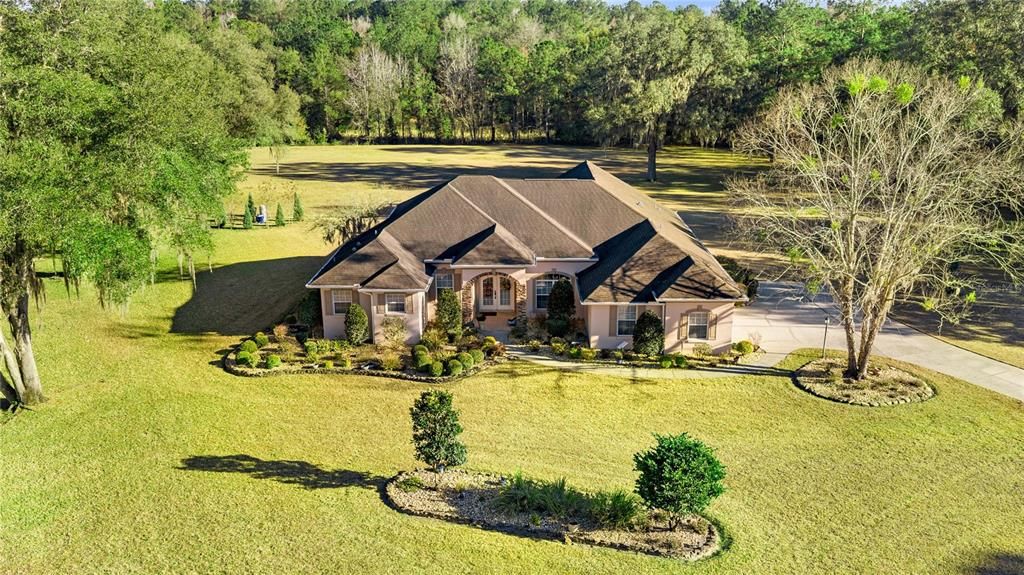 На продажу: $775,000 (3 спален, 2 ванн, 2401 Квадратных фут)