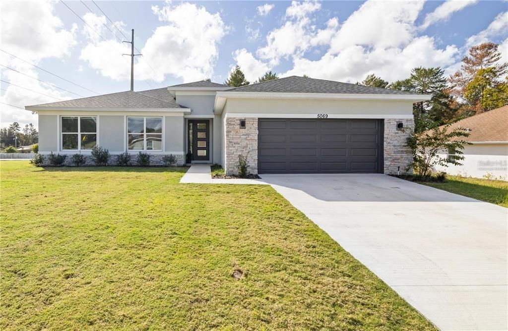Recently Sold: $375,900 (4 beds, 2 baths, 1873 Square Feet)