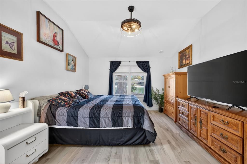For Rent: $3,000 (3 beds, 2 baths, 1730 Square Feet)