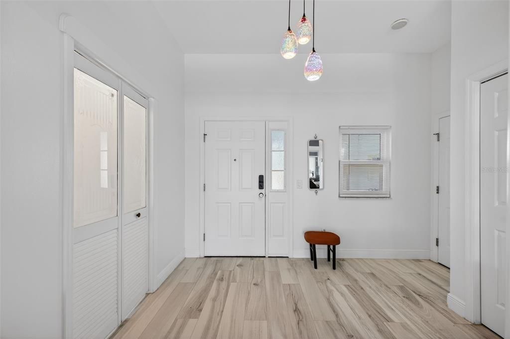 For Rent: $3,000 (3 beds, 2 baths, 1730 Square Feet)
