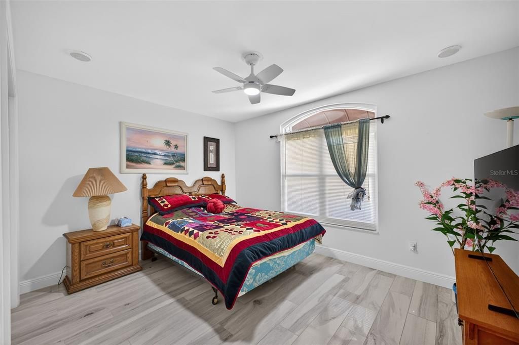 For Rent: $3,000 (3 beds, 2 baths, 1730 Square Feet)