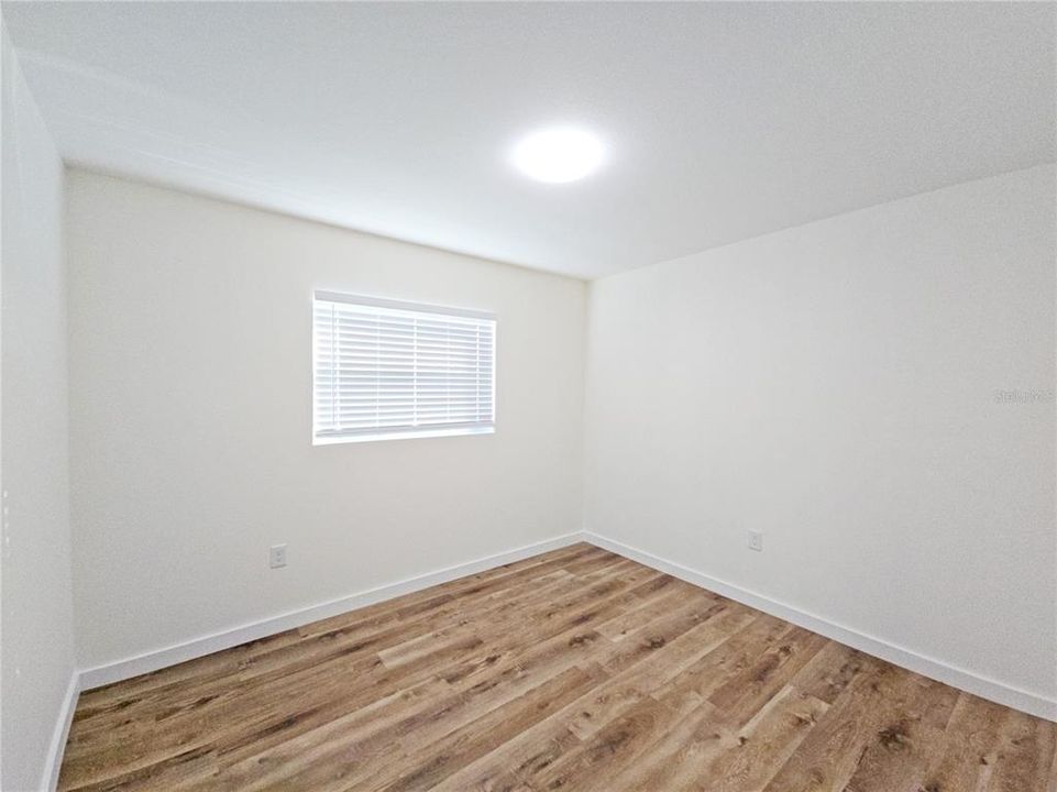 Activo con contrato: $230,000 (3 camas, 2 baños, 819 Pies cuadrados)