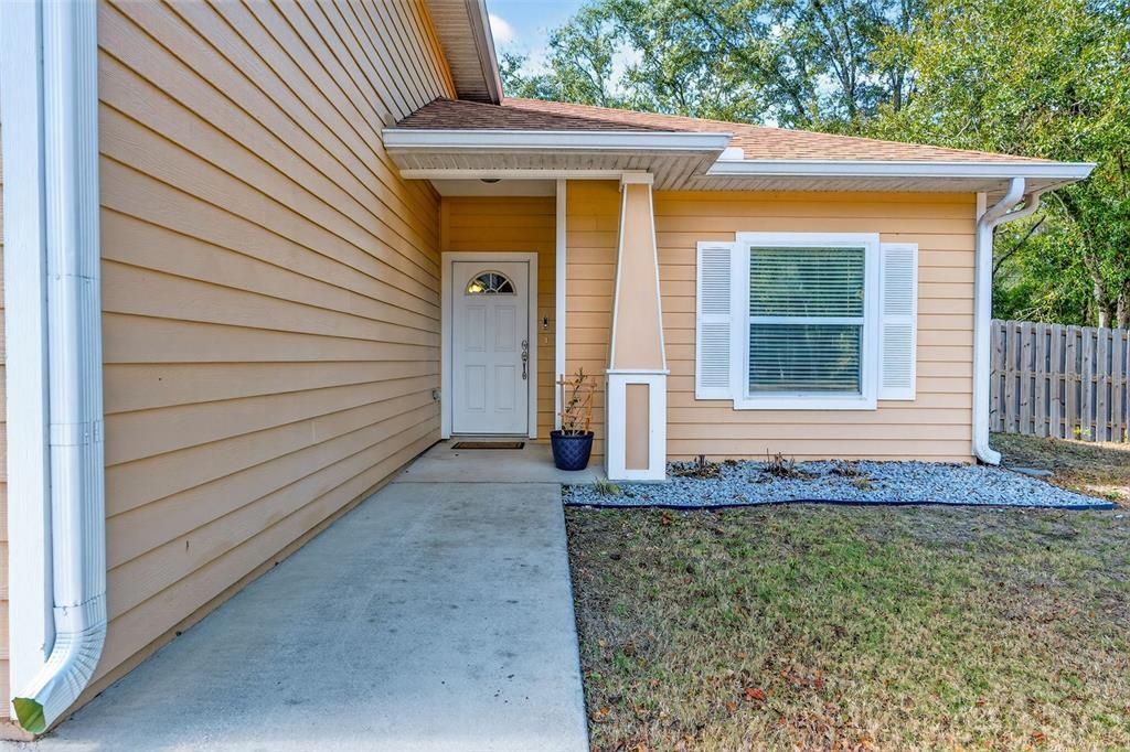 For Sale: $344,900 (4 beds, 2 baths, 2067 Square Feet)