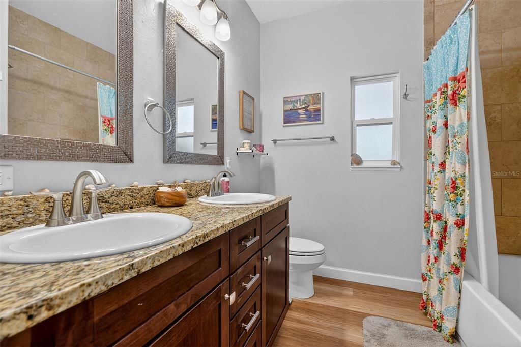For Sale: $344,900 (4 beds, 2 baths, 2067 Square Feet)