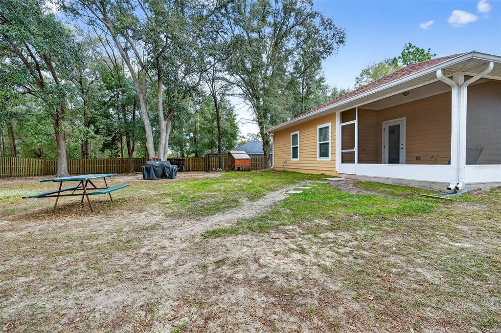 For Sale: $344,900 (4 beds, 2 baths, 2067 Square Feet)