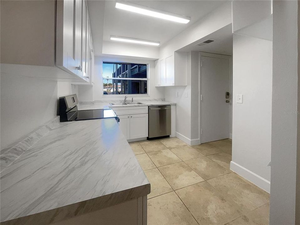 En Venta: $160,000 (2 camas, 2 baños, 1084 Pies cuadrados)