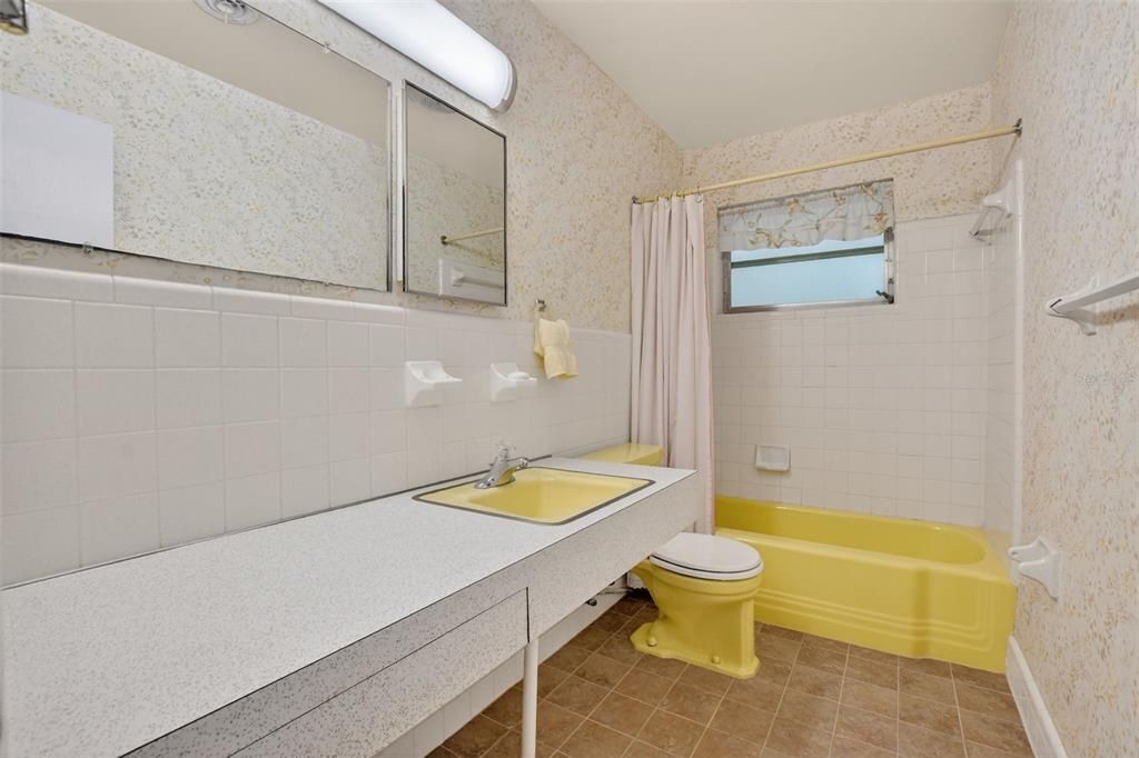 На продажу: $690,000 (2 спален, 2 ванн, 1596 Квадратных фут)