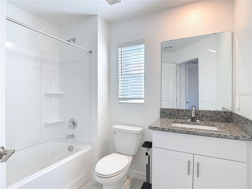 En Venta: $294,900 (2 camas, 2 baños, 1541 Pies cuadrados)