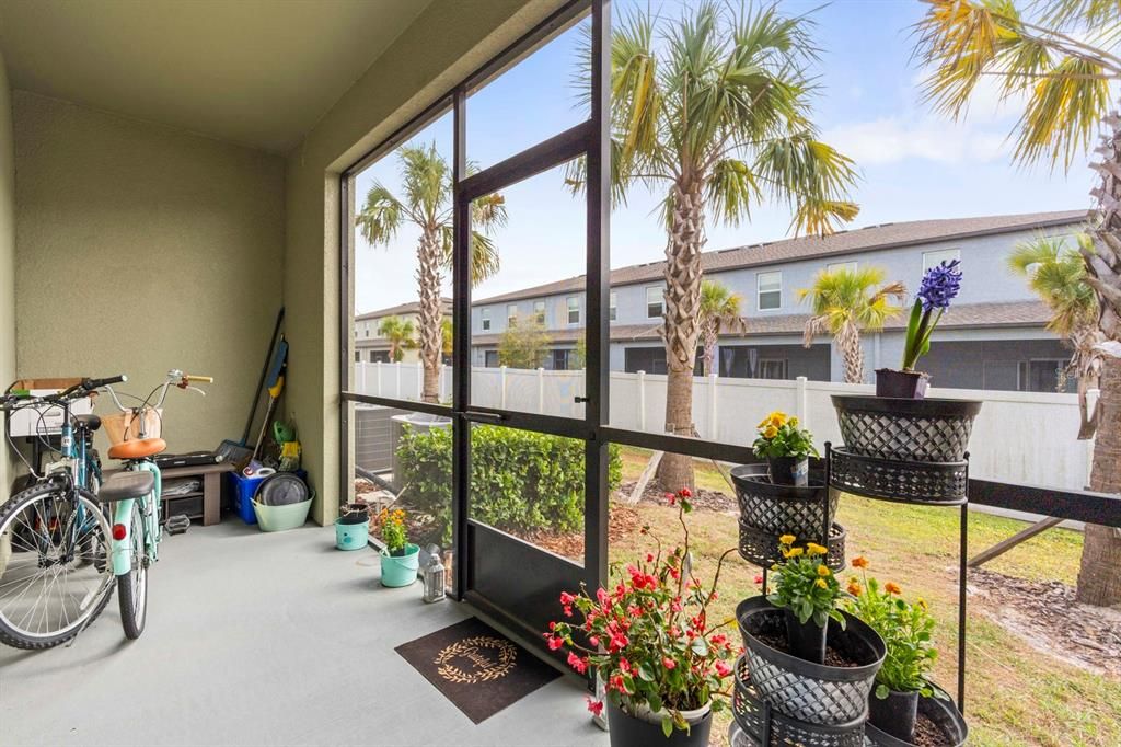 For Sale: $269,500 (2 beds, 2 baths, 1541 Square Feet)