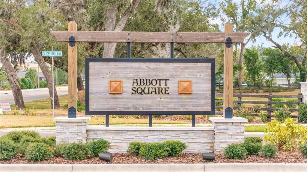 For Sale: $269,500 (2 beds, 2 baths, 1541 Square Feet)