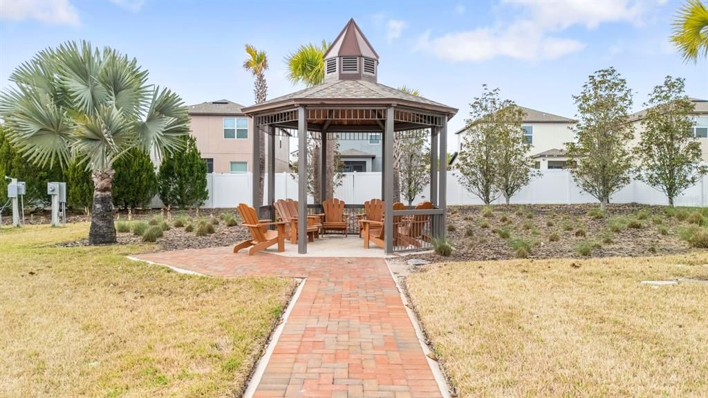 For Sale: $269,500 (2 beds, 2 baths, 1541 Square Feet)