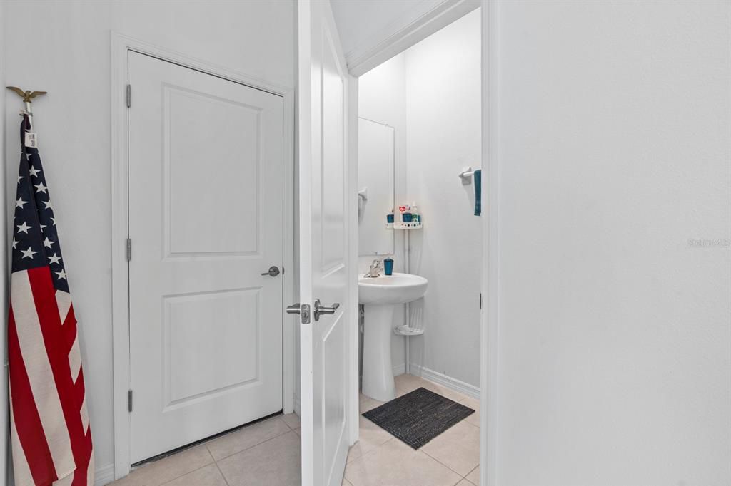 For Sale: $269,500 (2 beds, 2 baths, 1541 Square Feet)