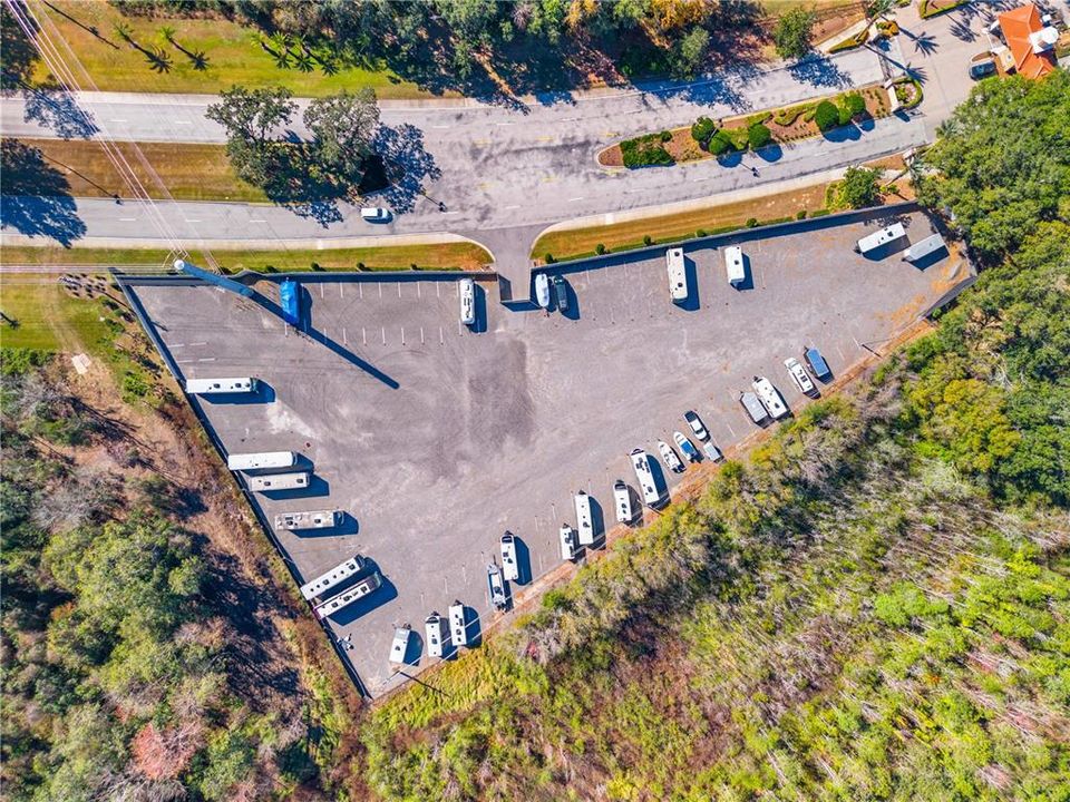En Venta: $522,000 (5 camas, 3 baños, 3357 Pies cuadrados)