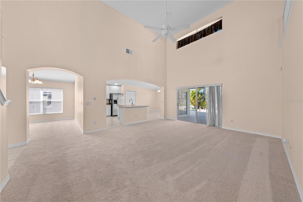 En Venta: $522,000 (5 camas, 3 baños, 3357 Pies cuadrados)