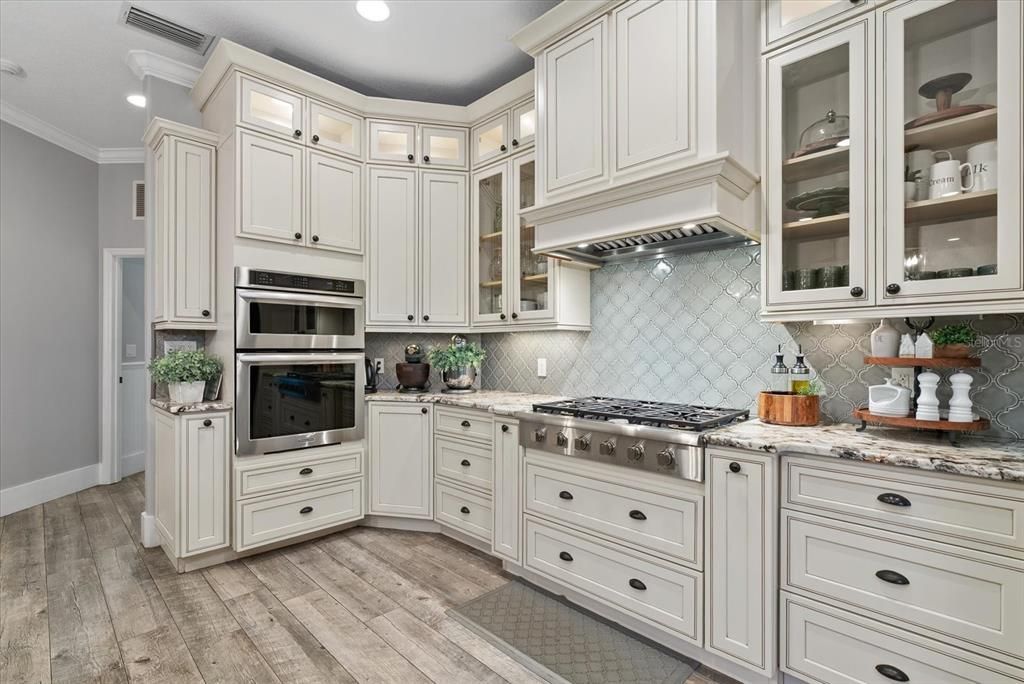 На продажу: $1,999,000 (4 спален, 3 ванн, 3978 Квадратных фут)