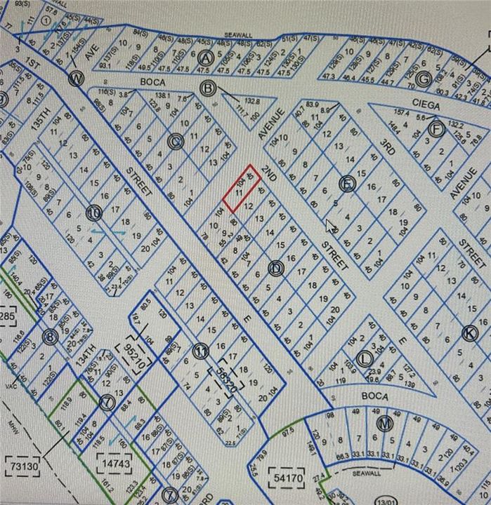 待售: $299,900 (0.09 acres)