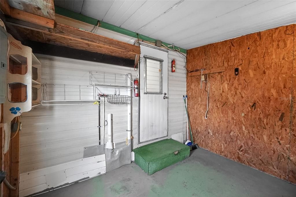 На продажу: $139,900 (2 спален, 2 ванн, 576 Квадратных фут)