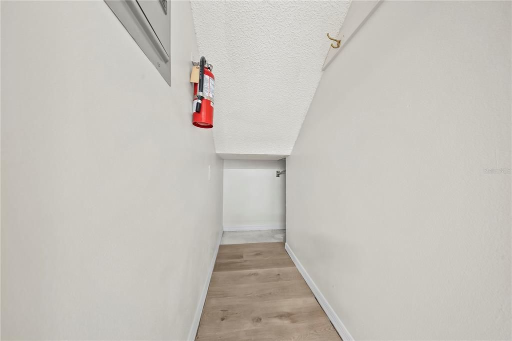 В аренду: $1,700 (2 спален, 2 ванн, 1288 Квадратных фут)