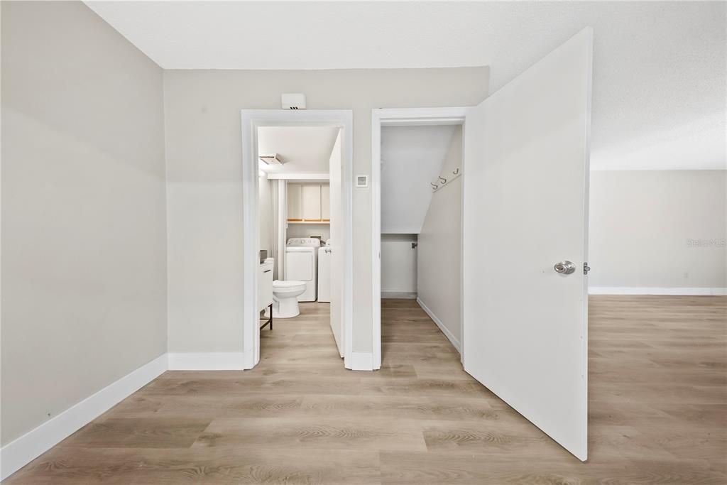 В аренду: $1,700 (2 спален, 2 ванн, 1288 Квадратных фут)