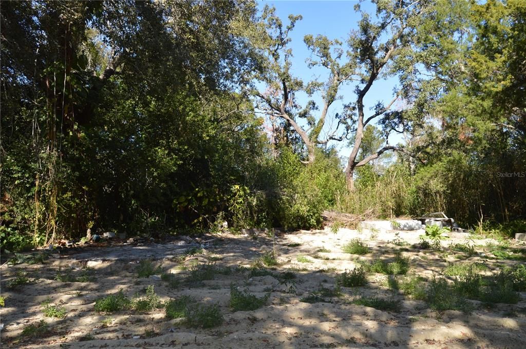 En Venta: $164,900 (2.50 acres)