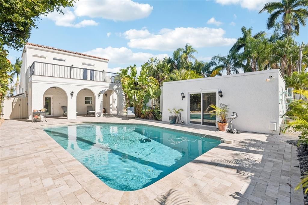 For Sale: $1,790,000 (5 beds, 4 baths, 4289 Square Feet)