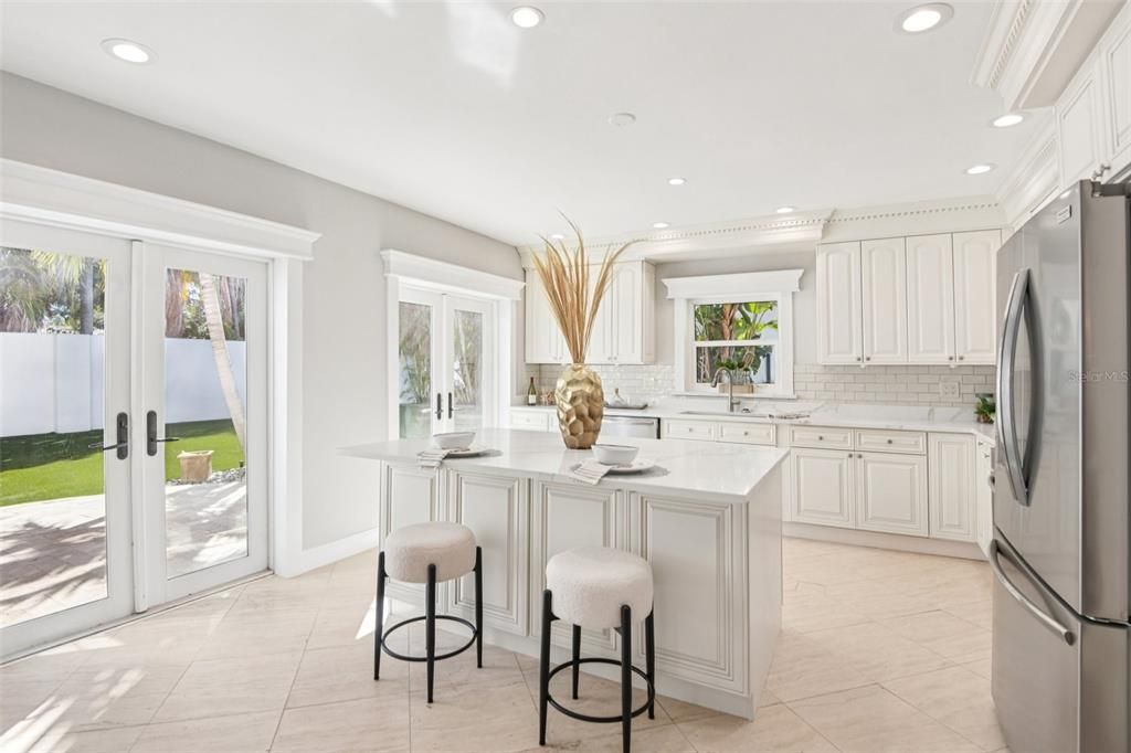 For Sale: $1,790,000 (5 beds, 4 baths, 4289 Square Feet)