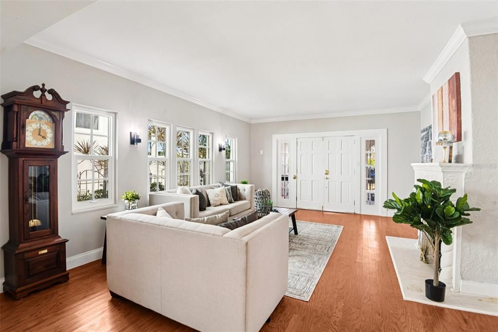 For Sale: $1,790,000 (5 beds, 4 baths, 4289 Square Feet)